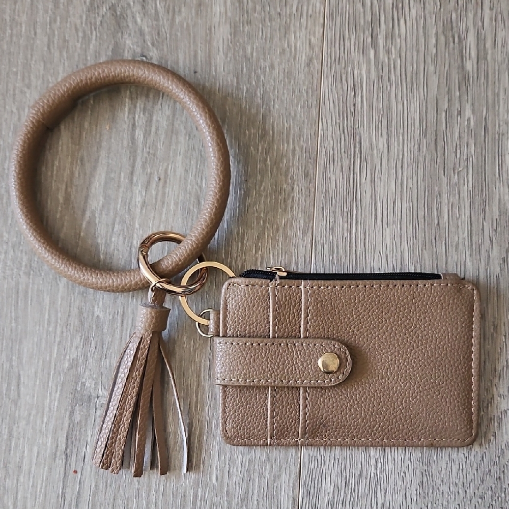 Elegant Tan Leather Wristlet Keychain